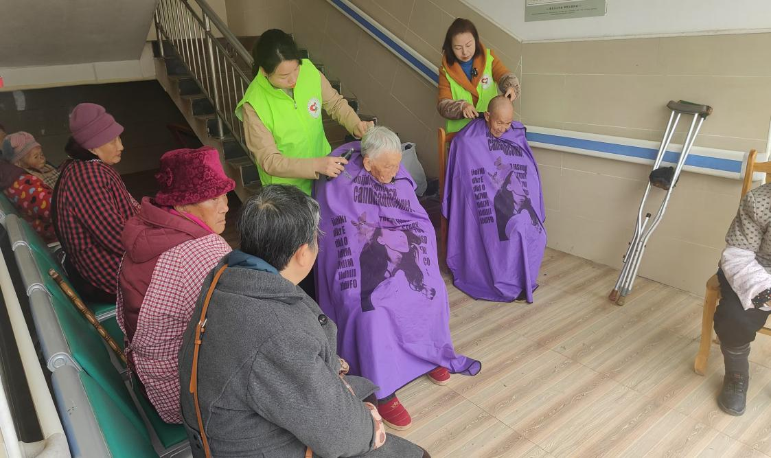 西充县残联主题党日活动：情暖敬老院，关爱夕阳红2.png