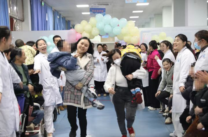 顺庆残联扎实开展国际残疾人日公益活动3.png